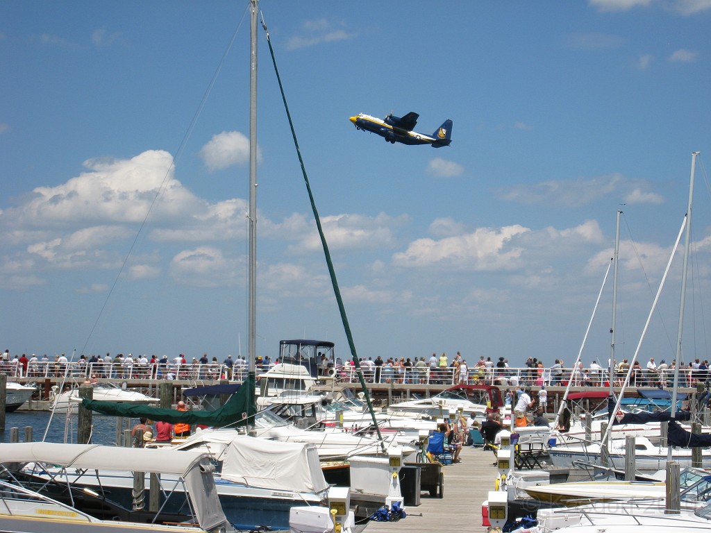 Michigan TC 2010-07 1460.jpg - The Michigan West Coast Tour of July 2010. From Luddington State Park to Traverse City for the Cherry Festival!